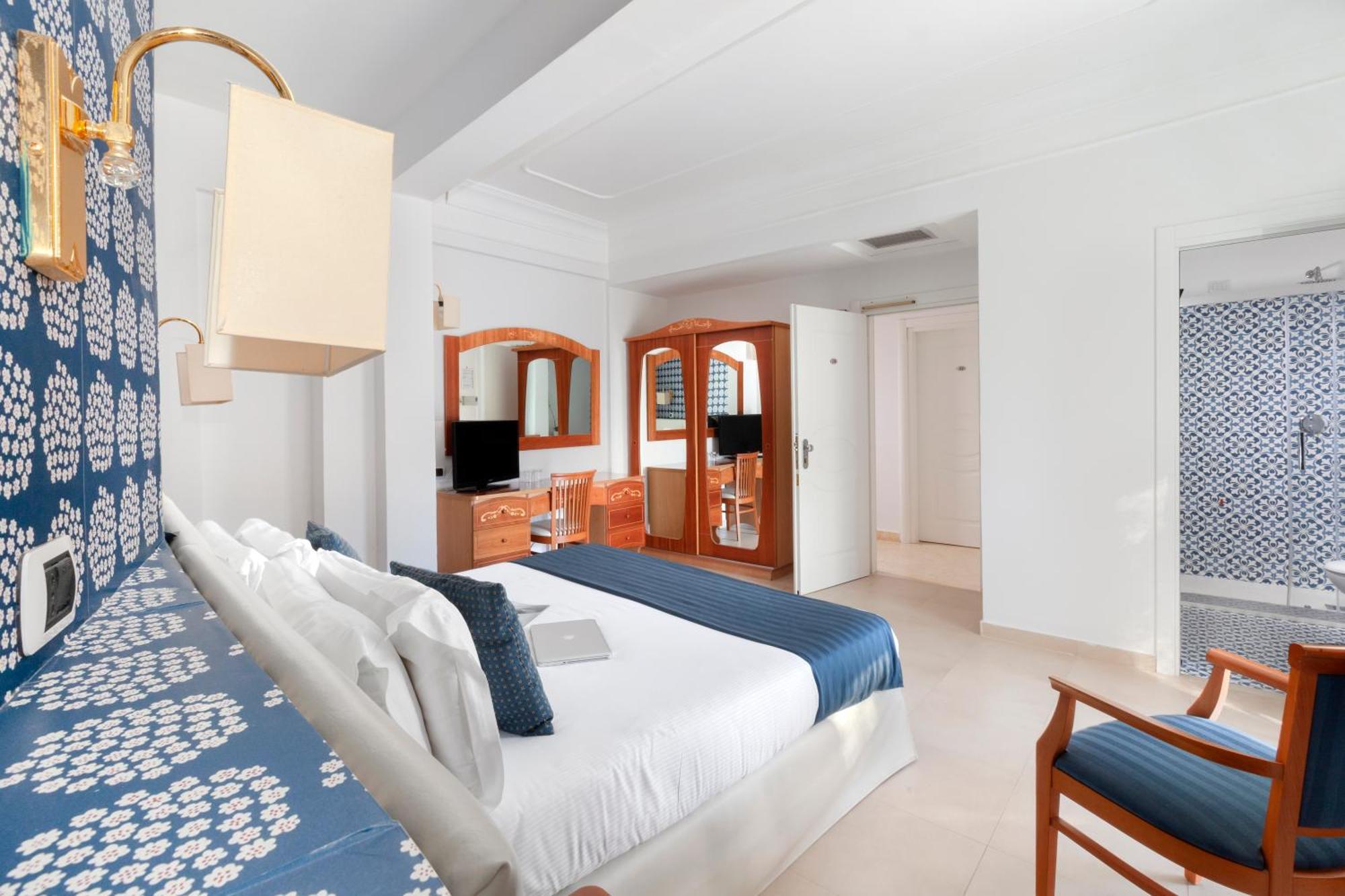 Atlantic Palace Hotel (Adults Only) Сорренто Экстерьер фото